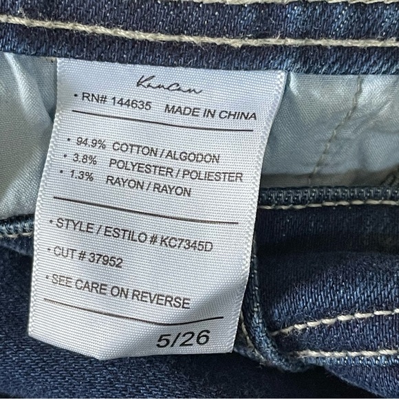 KanCan women’s High Rise Flared Jeans estilo distressed size 5/26 raw hem - Picture 8 of 12